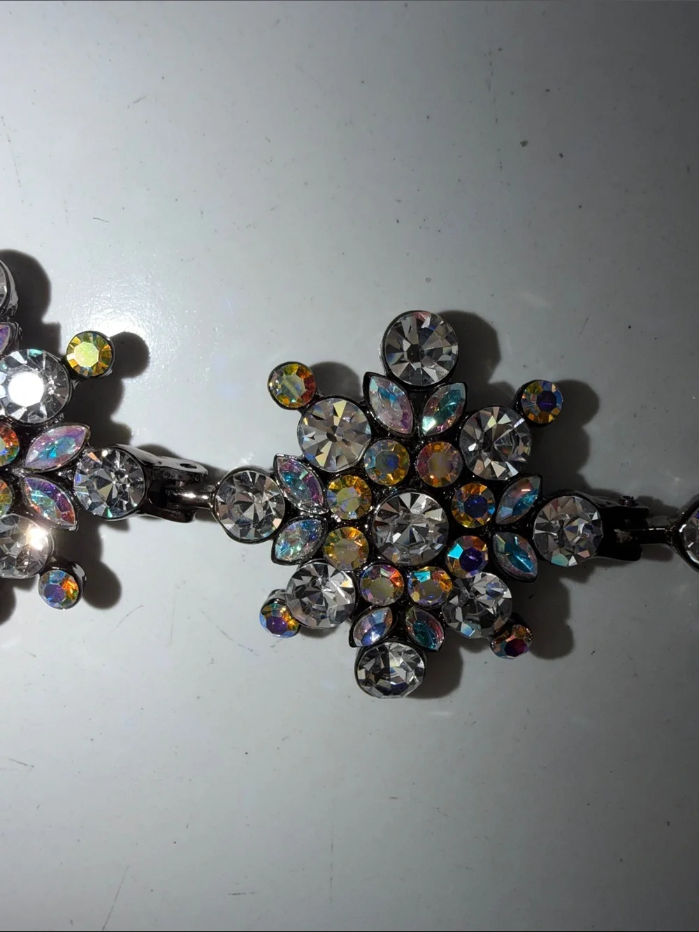 Iridescent Floral Cluster Choker chain belt Silver-Tone